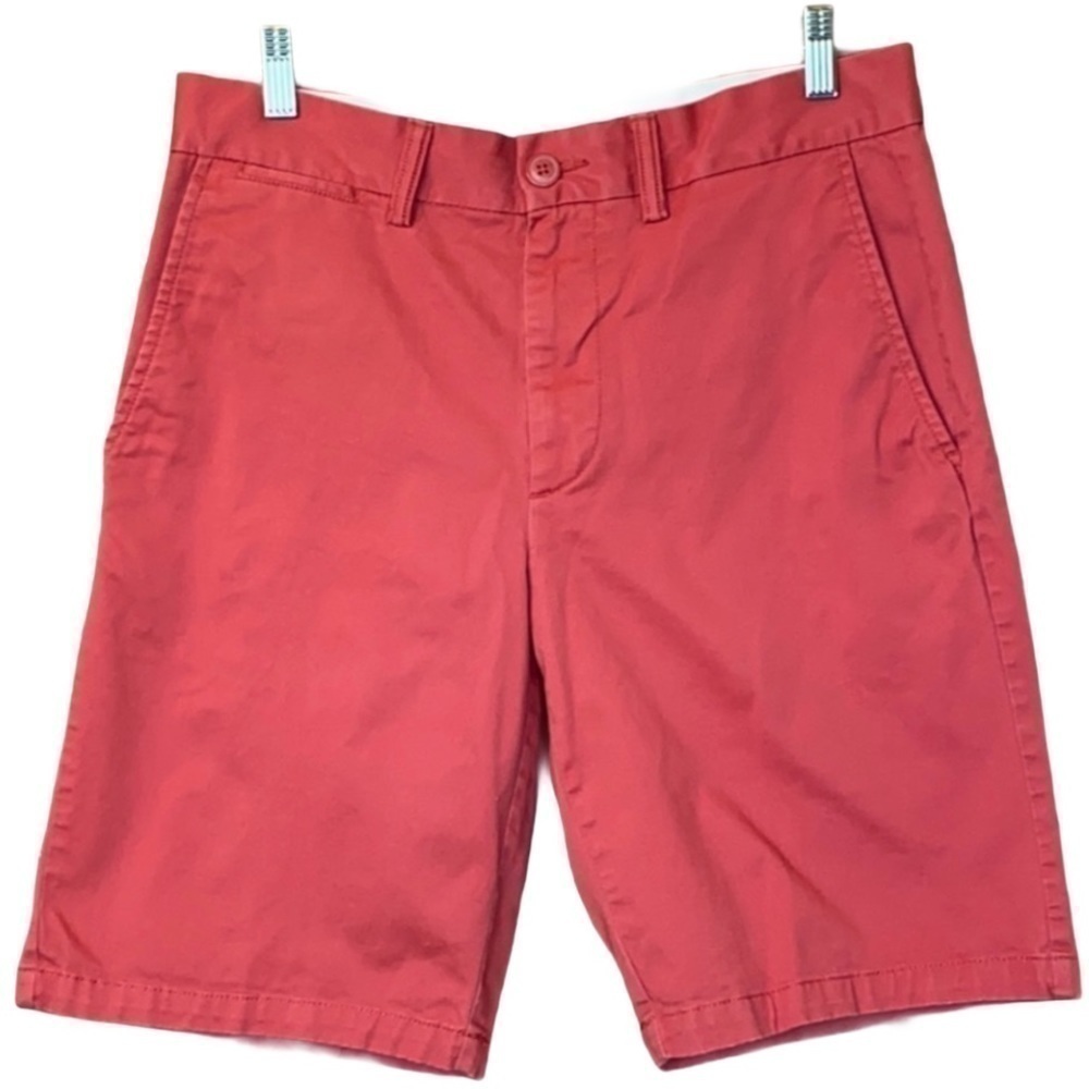 Old NAVY Men’s Salmon Colored Flat Front Shorts - Picture 1 of 5